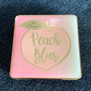 Too faced peach blur translucent smoothing finishing powder